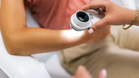 بروتين خفي يقود سرطان الجلد ويعطل المناعة