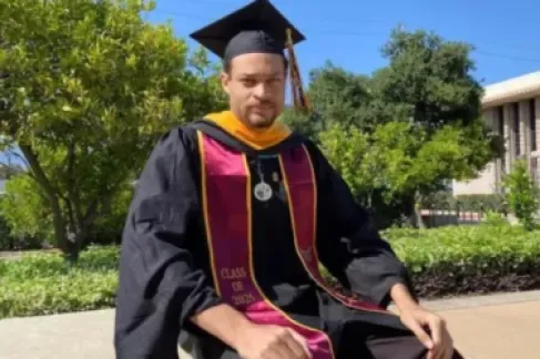 مهاجم عشاء ترمب.. كيف وصفه زملاؤه وماذا يقول حسابه على لينكد إن؟