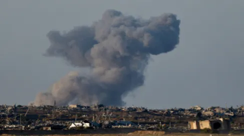 قصف مدفعي يستهدف مناطق متفرقة في قطاع غزة