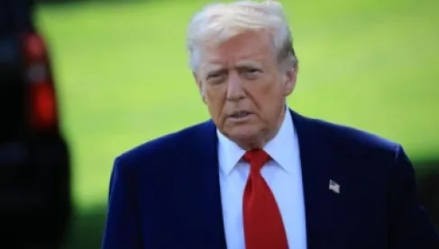 Trump: Iran has informed us that it is collapsing and wants to open Hormuz quickly