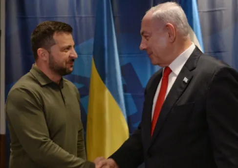 زيلينسكي يهاجم إسرائيل بسبب (الحبوب المسروقة)