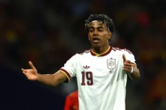 لامين جمال قد يكون هدف الهتافات العنصرية في مباراة إسبانيا ومصر