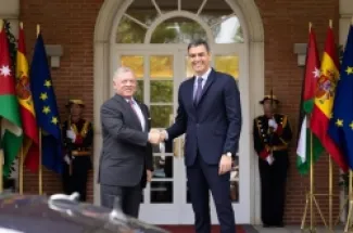 الملك عبدﷲ الثاني، و رئيس الوزراء الإسباني بيدرو سانشيز -  ارشيف