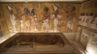 مقبرة الملك توت عنخ آمون