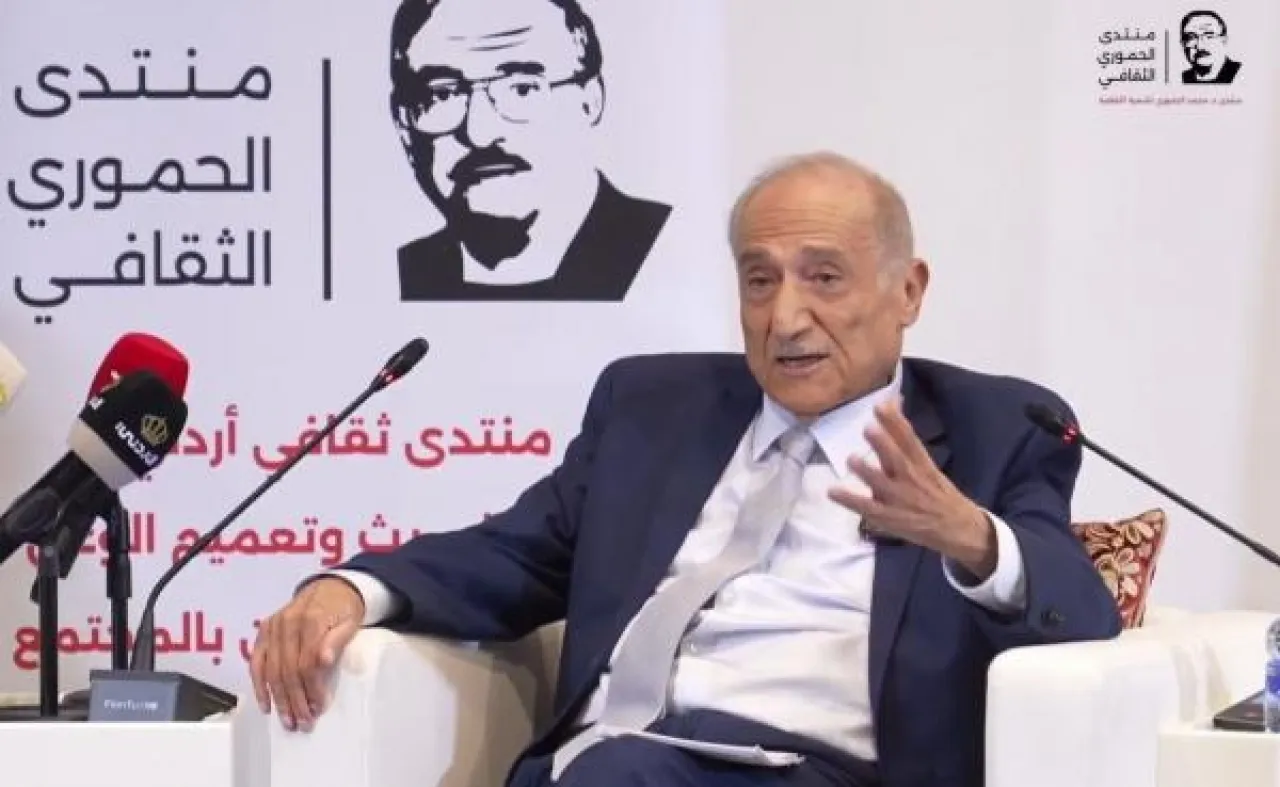 نائب رئيس وزراء أسبق يدعو الأردنيين لمواجهة أزمة المنطقة بالتقشف 