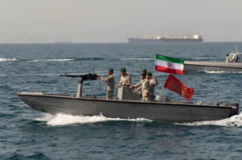 5 سفن تعبر هرمز بعد إعلان إغلاقه من جهة بحر العرب