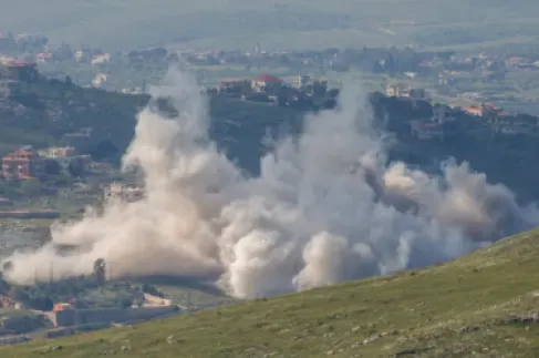 South Lebanon today.. 11 killed in 34 Israeli raids and Hezbollah launches 7 attacks