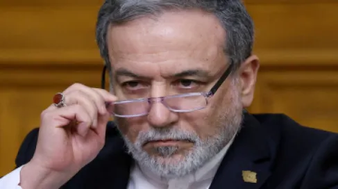 وصول وزير الخارجية الإيراني إلى الصين