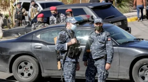 جريمة مروعة تهز لبنان.. شاب وفتاة يقتلان رجلاً وزوجته في منزلهما