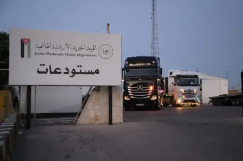 الهيئة الخيرية الأردنية الهاشمية تجهّز القافلة الإغاثية الرابعة إلى لبنان