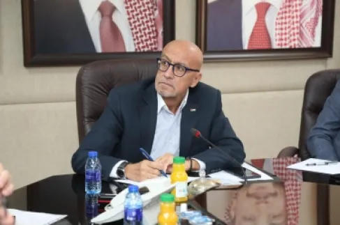 وزير المياه يتحدث عن منافع مشروع (الناقل الوطني)