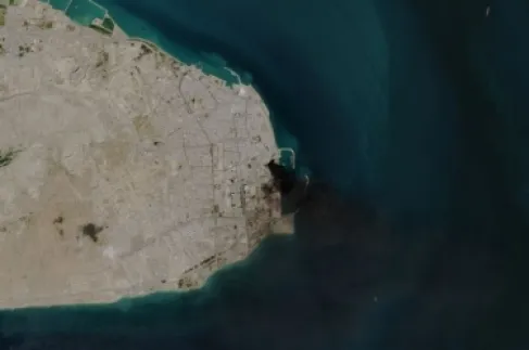 فوكس نيوز: الجيش الأمريكي نفذ غارات على ميناء قشم الإيراني ومدينة بندر عباس