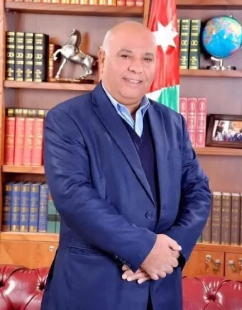 وفاة رئيس بلدية الهاشمية الأسبق رضاء الزيود
