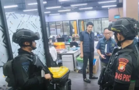 إندونيسيا..اعتقال 321 أجنبيا في عملية لمكافحة القمار عبر الإنترنت