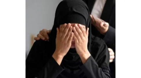 الامارات .. زوج يسمّي زوجته على الهاتف «طليقتي» والزوجة ترفع قضية !!