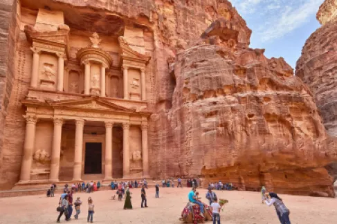 الأردن.. %3.6 نسبة تراجع عدد الزوار الدوليين خلال شهرين