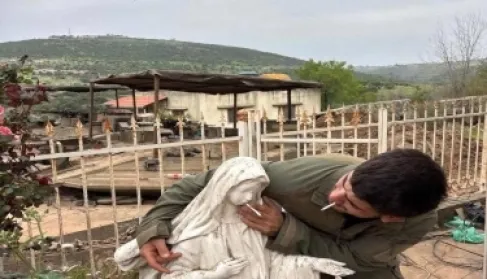 بعد فضيحة إهانة رموز دينية بلبنان.. الاحتلال يعلن حبس جنديين لتورطهما في الحادثة