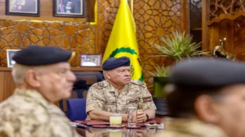 الملك يشيد بجهود مرتبات المنطقة العسكرية الشرقية في حماية الحدود