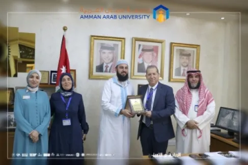 الداعية الدكتور أحمد العربي في رحاب جامعة عمان العربية: لقاء إيماني يعزز القيم والوعي المجتمعي