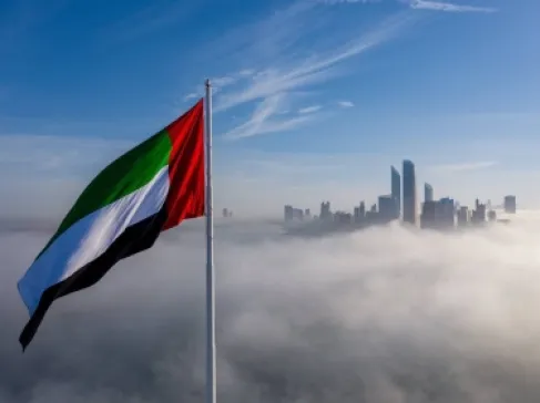 الامارات .. اتفاق وهمي لاستخراج تأشيرتَي زيارة وعمل يكلف رجلاً 8500 درهم