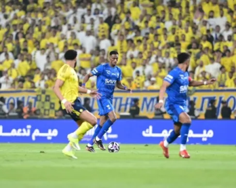 الهلال يتعادل مع النصر ويؤجل حسم الدوري السعودي للجولة الأخيرة