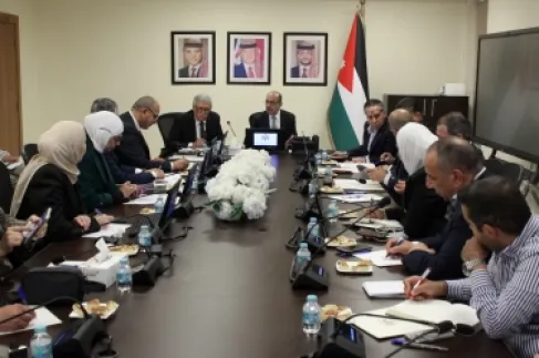 بحث تسهيل النقل الى المدن الصناعية والمناطق التنموية