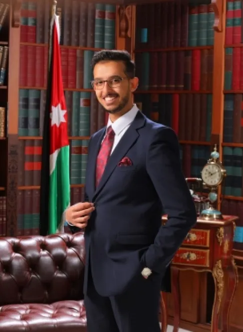 الدكتور محمد العلوان ينهي متطلبات دراسة الطب في البلقاء التطبيقية  .. مبارك