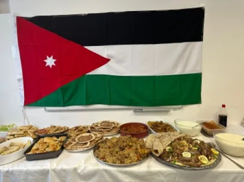 الجالية الأردنية في النمسا تحتفل بعيد الاستقلال ويوم العلم والأم بأجواء وطنية مميز