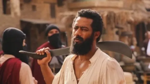 محمد رمضان يدعم (الصعايدة) ويطلب اعتذارا رسميا