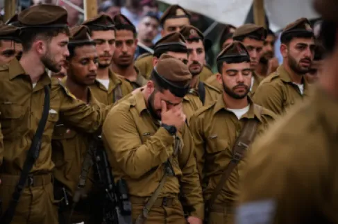 مقتل ضابط إسرائيلي برتبة رائد وجيش الاحتلال يختطف 3 لبنانيين