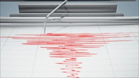إيران.. هزة أرضية بقوة 4.6 درجة في بندرعباس وقشم وأصوات انفجارات ترعب السكان