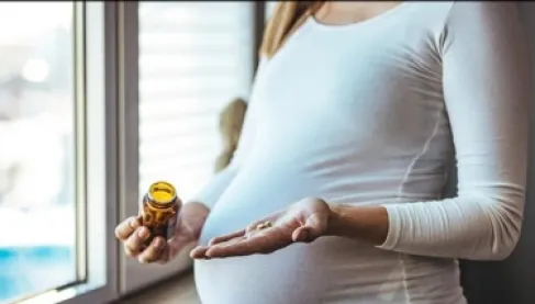 جرعات مرتفعة من فيتامين د أثناء الحمل.. هل تمنح طفلك ذكاء أعلى؟