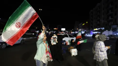 مطالب مفرطة.. طهران تتهم واشنطن بعرقلة المفاوضات