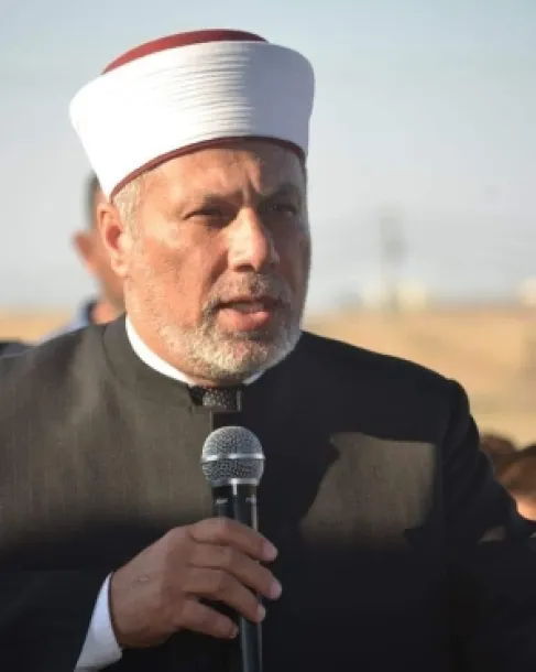 والدة الدكتور محمد الغول  في ذمة الله