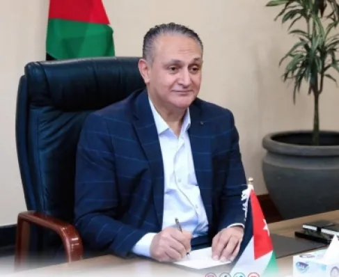 وزير البيئة: عبارات (استحوا) و(عيب) كانت مقصودة !