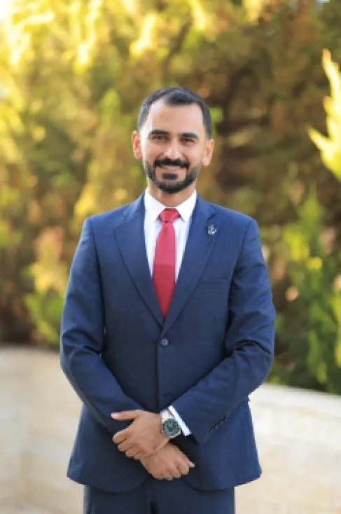 خطوبة الشاب جاسم العضايلة والصيدلانية مروة العضايلة.. الف مبارك - صور