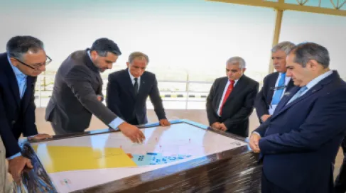 رئيس الوزراء يؤكد ضرورة الإسراع في إنجاز مخطط مشروع ميناء العقبة - معان البري