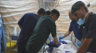 المستشفى الميداني الأردني جنوب غزة/10 يباشر أعماله