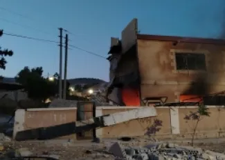 من موقع الحادث