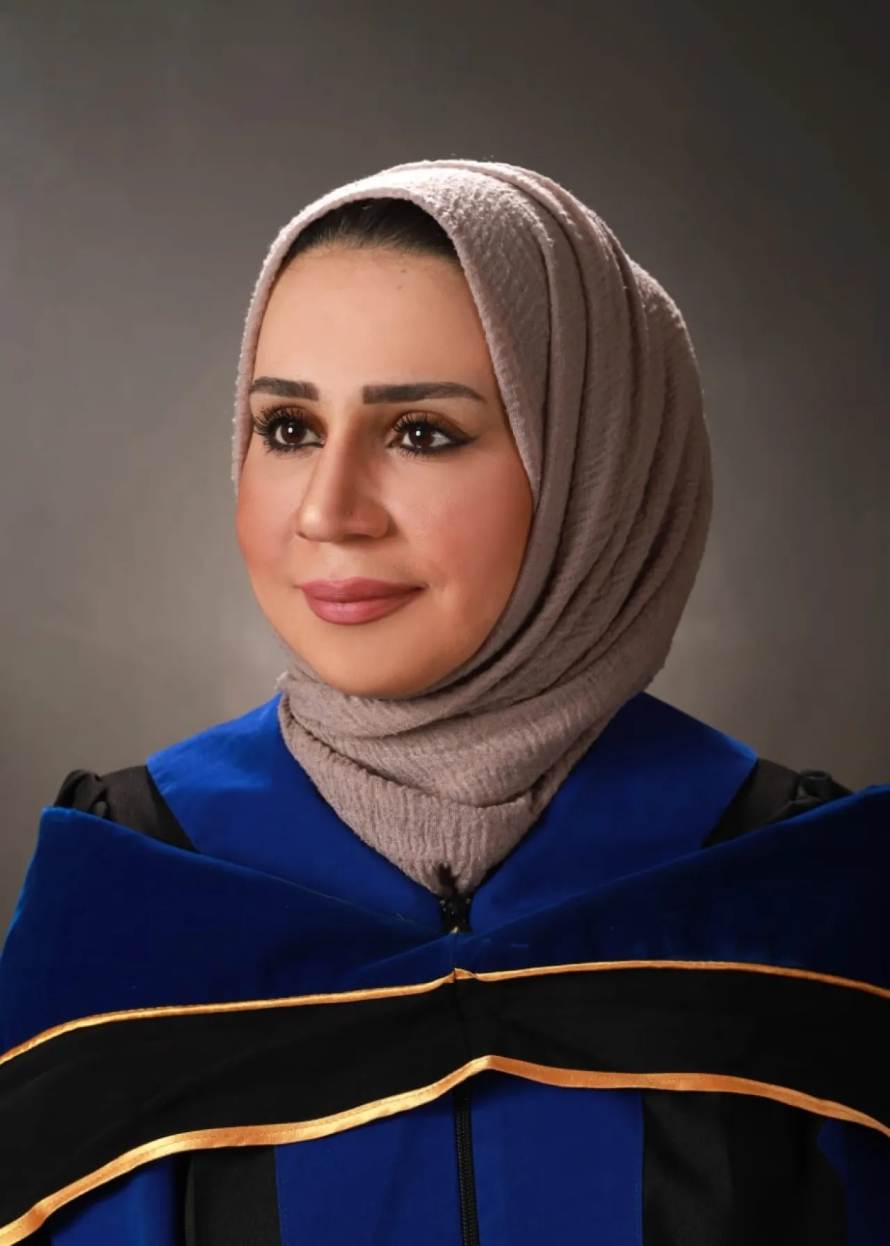رشا سفيان الأحمد تكتب : عندما يُهزم اللقب أمام الكفاءة ..الفجوة بين اللقب والواقع 