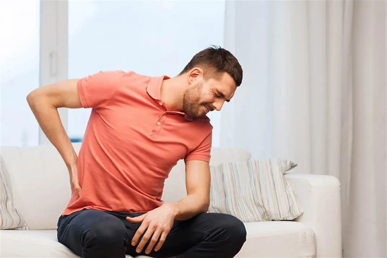 5 دقائق كل ساعة.. عادة بسيطة لمواجهة مخاطر الجلوس الطويل 