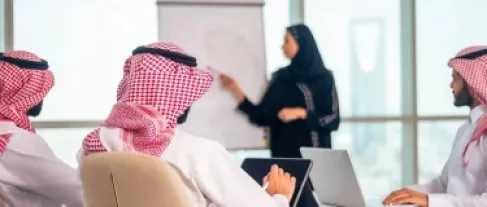 السعودية.. رفع نسبة التوطين إلى 70% في عدة مهن بالقطاع الخاص