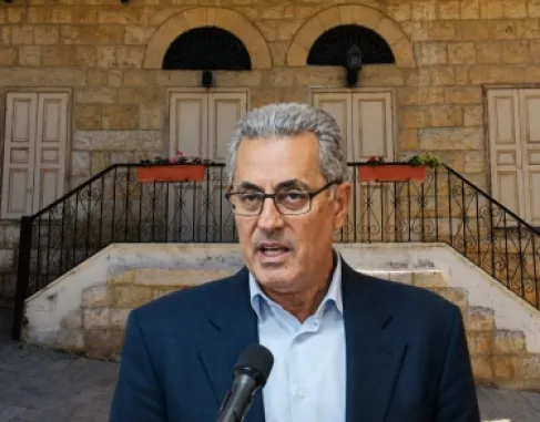 مقتل رئيس بلدية جنوب لبنان بالرصاص