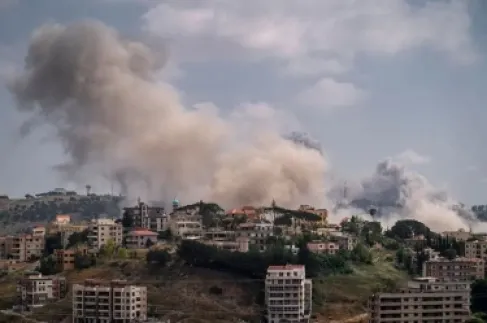 هجمات متبادلة بين إسرائيل وحزب الله في الجنوب اللبناني عشية انطلاق جولة جديدة من المفاوضات