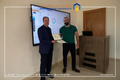 كلية تكنولوجيا المعلومات في عمان العربية تستضيف خبيرين في هندسة البرمجيات لتعزيز معرفة طلبتها