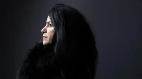 رحيل مارجان ساترابي الفنانة التي كسرت الصور النمطية عن إيران