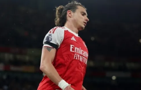 ريال مدريد يقدم عرضاً بقيمة 90 مليوناً لضم مدافع آرسنال