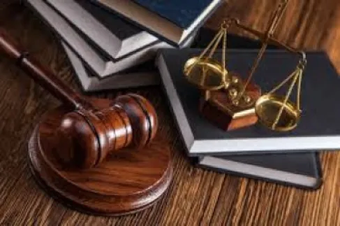 المتورطون باختلاسات 
