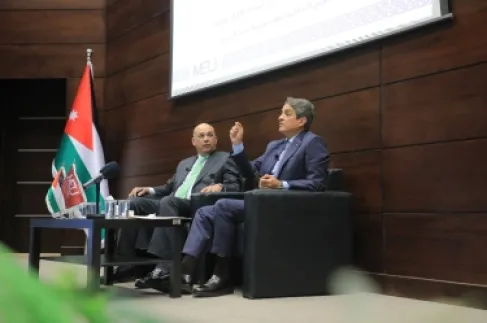 وزير الشباب من (الشرق الأوسط) : تمكين الشباب واستثمار طاقاتهم أولوية وطنية