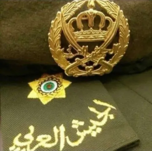 نوح الشرع و زيد طشطوش ..  مبروك الترفيع الى ملازم